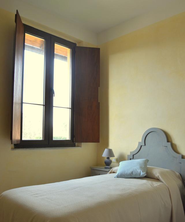 Agriturismo Borgo San Francesco Basiglio Eksteriør bilde